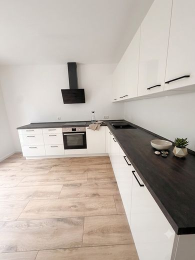 Nowoczesne mieszkanie o standardzie niemal nowym na 187m² z ogrodem - pierwsze zamieszkanie po remoncie – Foto 12