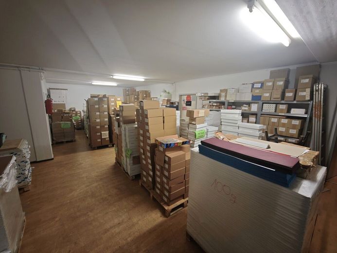 Attraktives Investment: Büro- und Lagerflächen mit konstanten Mieteinnahmen – Objekt 2 Montagehalle 1