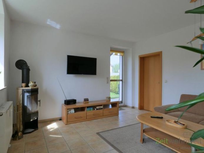 (EF0431_M) Dresden: Gohlis, modern gemeubileerd 2-kamerappartement met overdekt terras aan de tuin – Foto 1