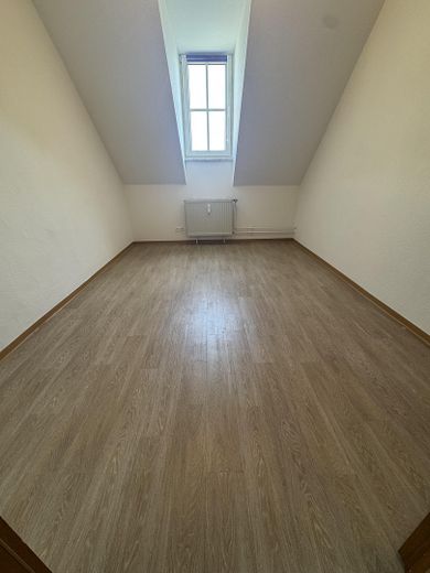 Ideal für Paare & Homeoffice: Wohnung in einer Vila in Toplage mit 2 separaten Arbeitsbereichen – Schlafzimmer