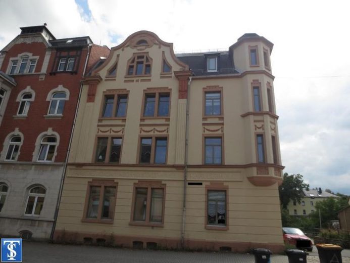 Objekt-Nr.: 3224 - Gemütliche vermietete 2-Zimmer-ETW im 1. OG mit Dusche in Denkmalschutzobjekt in Lengenfeld – Foto 1