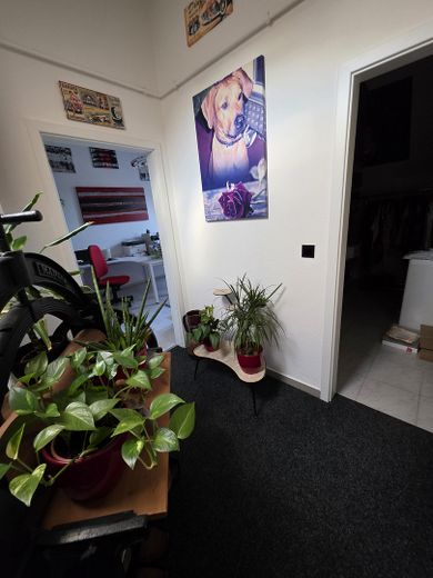 Oberkrämer - interessantes, saniertes & gepflegtes RMH mit Luxusausstattung – Flur Kind 2 / Büro & Heizung