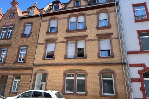 Renoviertes 4FH * 1.808 € / m² * 7,3% Sollrendite * Aufteiler-Potential
