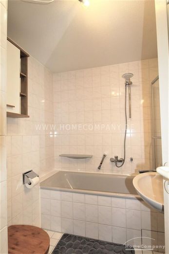 22592 HomeCompany Dresden Möbliert/Furnished Maisonette-Apartment mit Dachterrasse in Dresden-Seidnitz max. 3 Personen – e0efaec76746f84f97e49c814b0d24e43d72c1c0.jpg