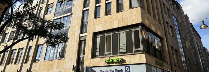 Ritterhaus Halle - moderna superficie per uffici nel Ritterhaus - allestimento secondo le esigenze dell’inquilino