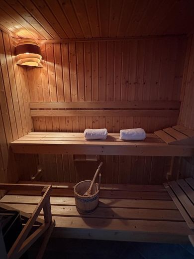 Architektenhaus zur temporären Vermietung – Sauna