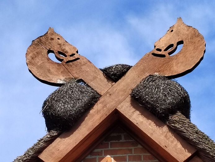 Kernsaniertes Bauerhaus unter Reet auf naturnahem Grundstück in Feldrandlage – Hottehüs
