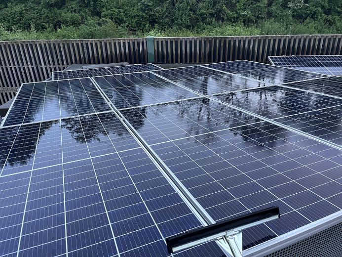 Solaranlage auf dem Gartenhaus