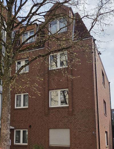 Rara opportunità nel Kreuzviertel: appartamento su due livelli, ca. 145 m², 4 locali, balcone – senza provvigione – Außenansicht