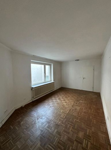 Attraktive Innenstadtlage in Düsseldorf - 3,5 Zimmer Wohnung – Zimmer