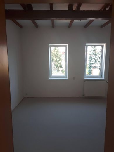 شقة من غرفتين، مدفأة، مطبخ مجهز / 790 EUR شامل التدفئة – Wohnzimmer