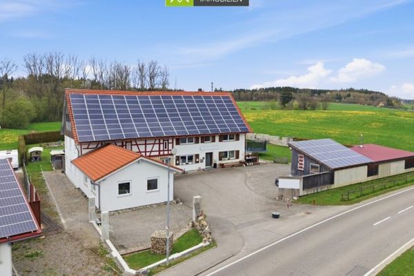 360° | Einzigartiges Raumwunder: Ehemalige Gaststätte wird zum modernen Lebens- und Arbeitstraum