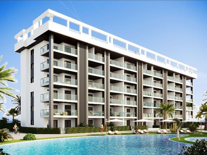 Apartamenty z 2 sypialniami, 2 łazienkami, instalacją klimatyzacji w standardzie przygotowanym do montażu, miejscem parkingowym i wspólnym basenem, zaledwie 700 m od plaży – Zdjęcie 1