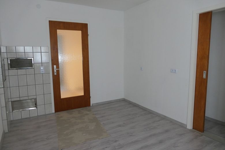 Appartamento al piano terra di 3 locali con ca. 80qm nel centro di Münsingen – Photo 23