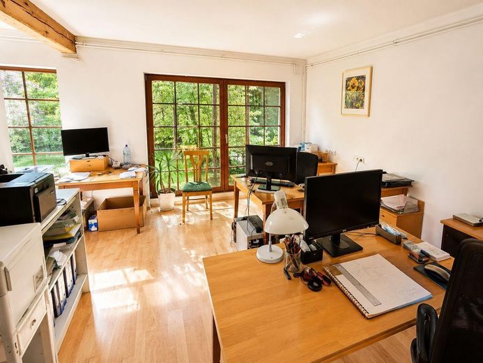 Seegut Blaue Blume – Herrenhaus, Wohnhaus & See in der Uckermark – Büro Coworking