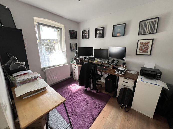 Büro EG