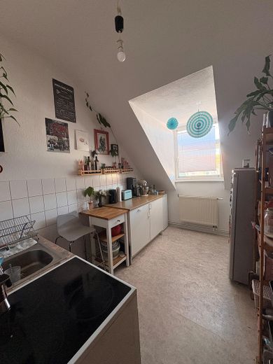 Helle Dachgeschosswohnung in der schönen Oststadt – Küche
