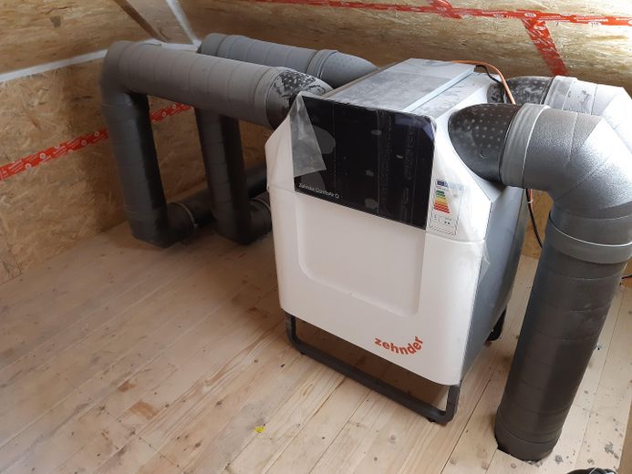 Doppelhaushälfte 2019 (Zweitbezug) – Lüftungsanlage (Dachboden)