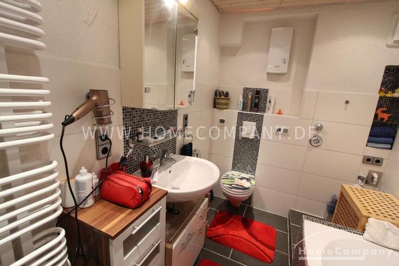 Gemütliche möblierte Wohnung mit Balkon und Tiefgaragenstellplatz in Troisdorf-Spich bei Köln! – 9d5e10a9f53d6a3594fcd18ba21d232e7a985006.jpg