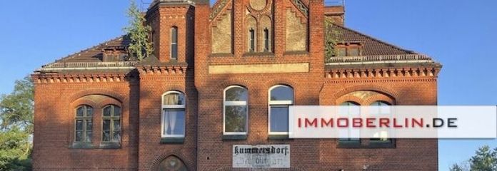 IMMOBERLIN.DE - Historischer Bahnhof mit Nebengebäude & großartigem Potenzial für Wohnen & Arbeiten
