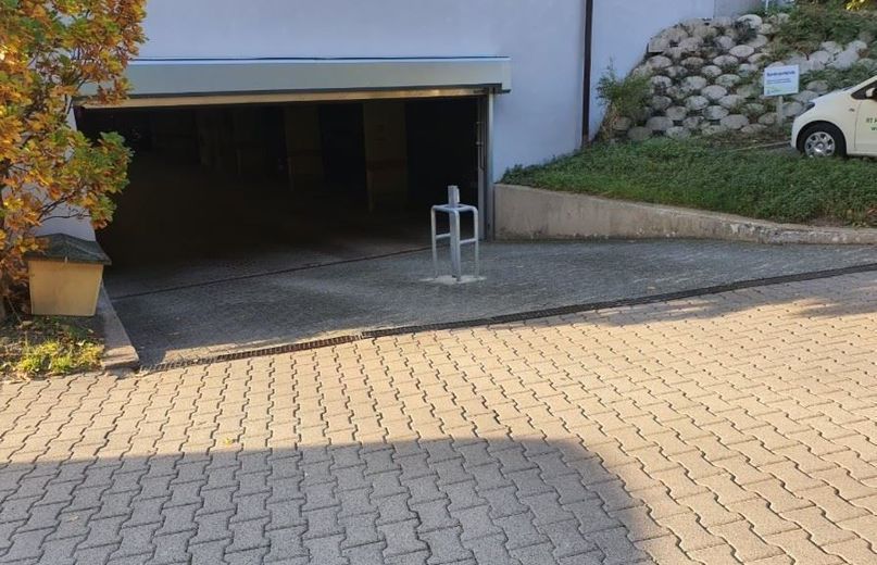 Großzügiger Laden mit Backoffice, Terrasse und Küche in frequentierter Lage – TG