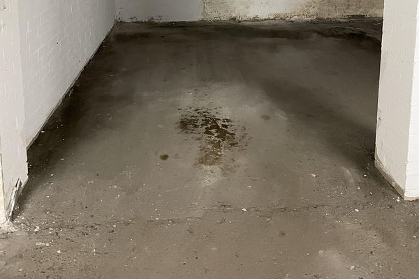 Tiefgaragenstellplätze nahe der S-Bahn Barmbek zu vermieten
