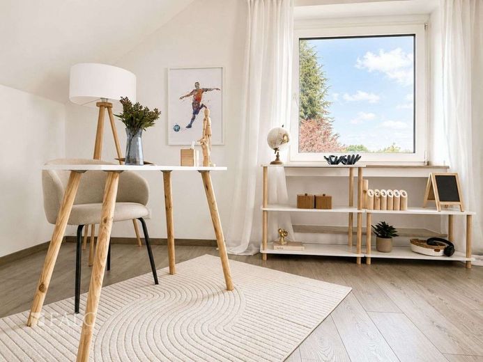 Familienidylle mit Perspektive: Einfamilienhaus mit Potenzial zum Zweifamilienhaus! – Arbeitszimmer II