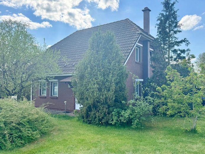 HORN IMMOBILIEN ++ Einfamilienhaus in Warlin bei Neubrandenburg – Hausansicht