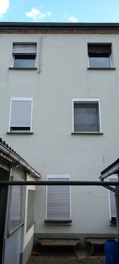Sanierungsbedürftiges Reihenmittelhaus mit Nebengelass und Garage – Foto 10