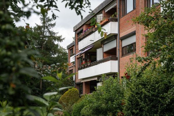 Appartement de 3 pièces avec balcon et place de parking en sous-sol dans la Weststadt de Lüneburg