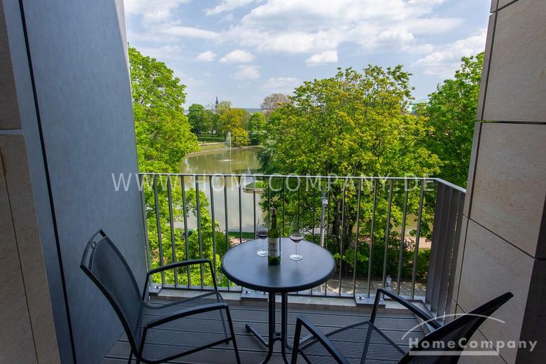 274762 HomeCompany Dresden Möbliert/Furnished Exklusives 2-Zimmer Apartment in Dresden-Altstadt Nähe Frauenkirche max. 4 Personen! – 4764cf7aba3a66d55a4bad1860ab6782b4f4ac19.jpg