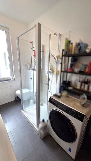 Gemoderniseerd 3-kamerappartement in een oud gebouw met echt houten parket & nieuwe inbouwkeuken – Fürth binnenstad – Badezimmer