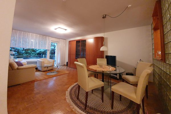 2,5 odalı Altenbochum, balkon, sakin, yeşil, merkezi, banyo: küvet + duş, gerçek ahşap parke