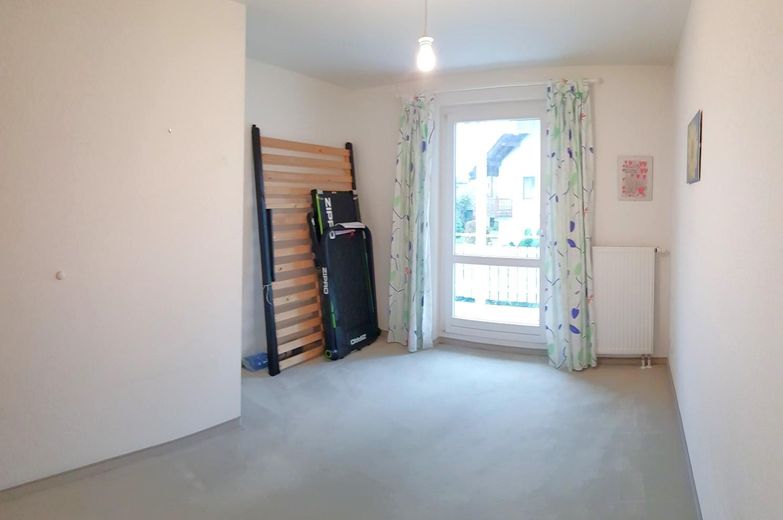 Beste Lage, Pilsensee, großes, gepflegtes Einfamilien-RMH, 141 m² Wfl., inkl. 2 Carports, Bj. 1998 – Kinderzimmer m. Balkon