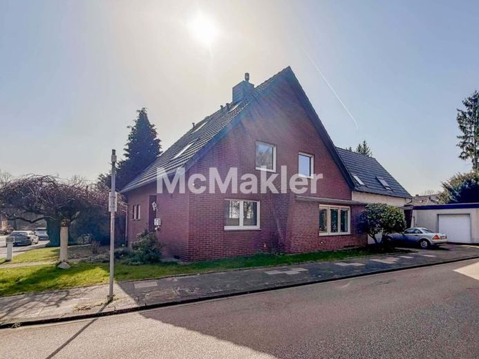 Viel Platz, viel Potenzial – Einfamilienhaus mit Möglichkeit zur Nutzung als Zweifamilienhaus – Foto 1
