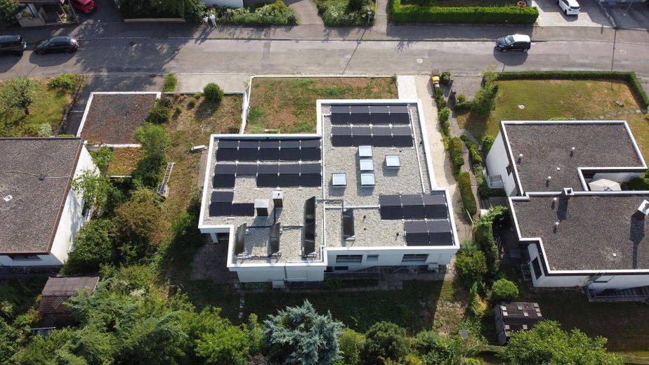 Kernsanierte Unternehmervilla mit einzigartigem Weitblick und luxuriöser Ausstattung – Drohne