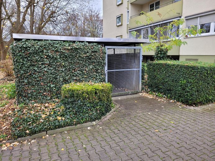 Müllhäuschen