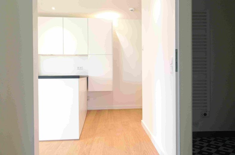 Exklusive 3,5-Zimmer-Wohnung mit Balkon und Tiefgarage in München-Sendling – Foto 7