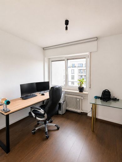 Appartement soigné de 3 pièces sur le Kuhberg à Ulm – 2 balcons, environnement calme & excellente desserte – Arbeitszimmer