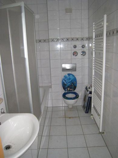 Großzügige 2-Zimmer mit Laminat, Wannenbad, SP und Balkon in ruhiger Lage! EBK mgl. – Foto grundrissgleiche Wohnung obendrüber