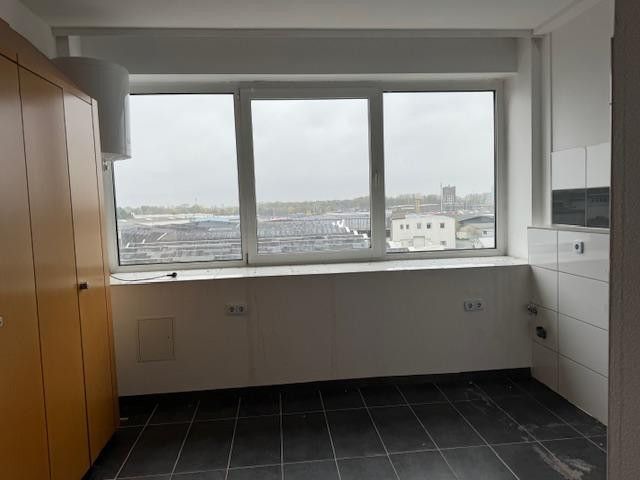 Büro/Lagerflächen 2100 QM/ab 450 qm teilbar Mietkauf spätere Kaufoption ca 50 Parkplätze Top Lage – Foto 7
