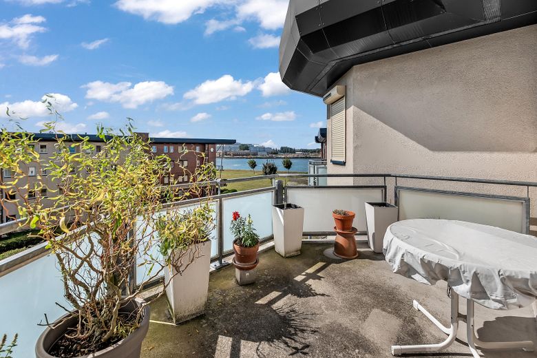 Contempler les paysages de la mer Baltique jusqu’à l’entrée du port – spacieux appartement de 4 pièces à Hohe Düne – Photo 8