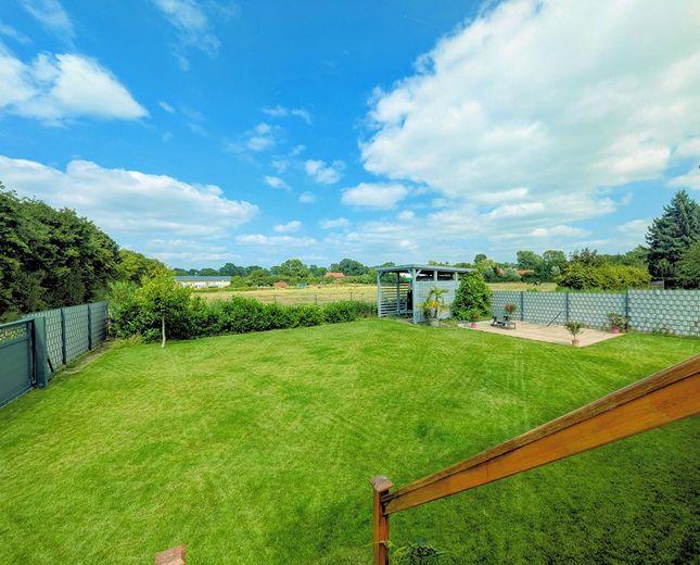 Modernized detached house with large garden – Foto 3