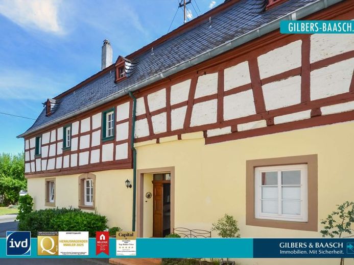 Mülheim (Mosella): casa a graticcio completamente ristrutturata in una zona tranquilla del paese, bagni, riscaldamento, impianto elettrico ecc. nuovi – Foto 1