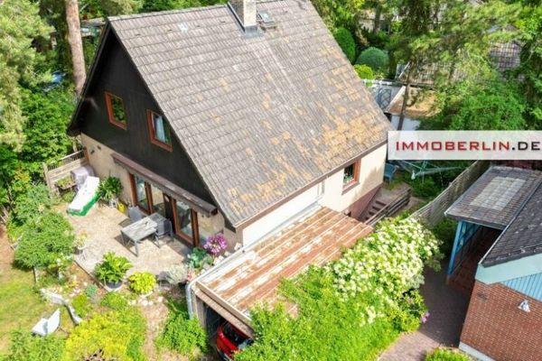 IMMOBERLIN.DE - आरामदायक परिवेश में दक्षिण-पश्चिमी बगीचे वाला आकर्षक आधुनिकीकृत घर