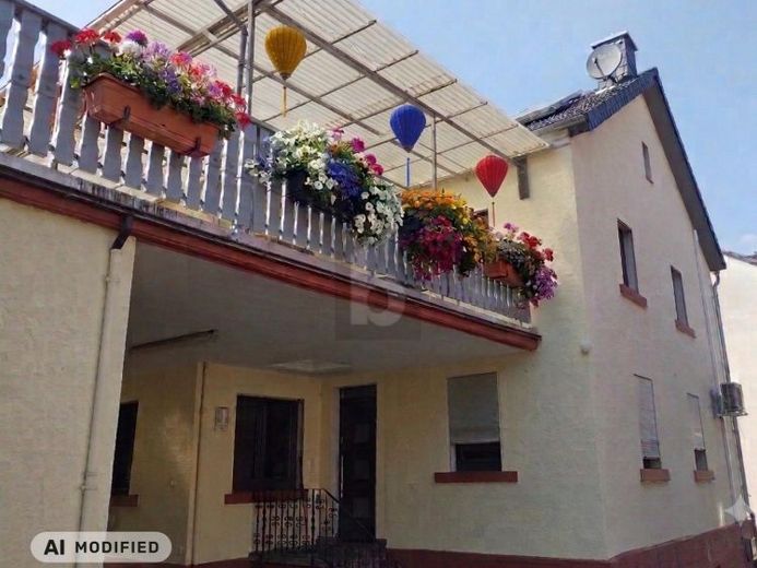 GEMÜTLICH, FAMILIENFREUNDLICH - DOPPELGARAGE – Foto 1