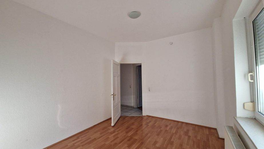 Reserviert: 3,5-Zimmer-Wohnung mit Privatgarten in Zweifamilienhaus, sanierter Altbau – Kinderzimmer
