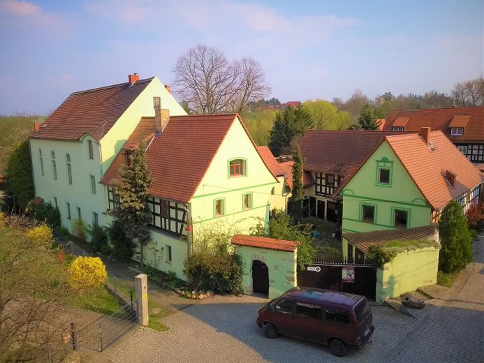 Gesamtansicht Hof
