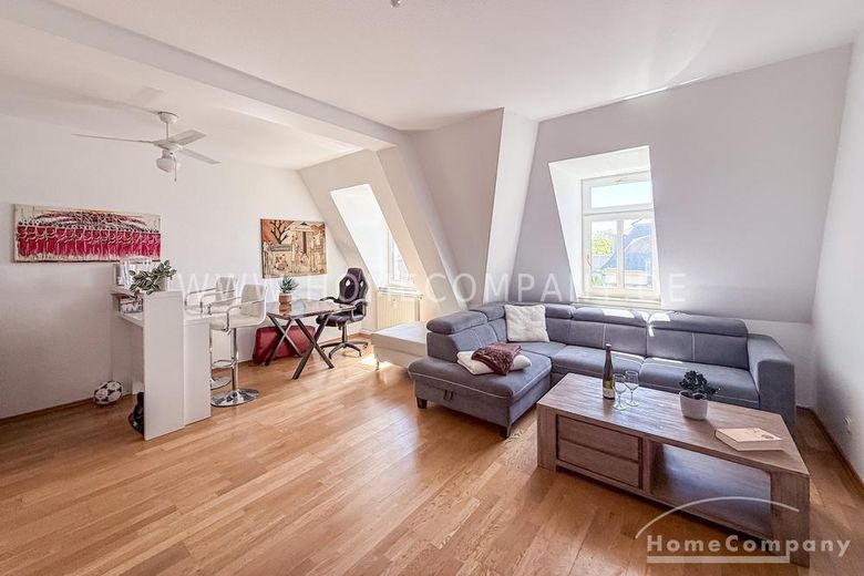 22801 HomeCompany Dresden Möbliert/Furnished 3-Zimmer Maisonette Wohnung in Dresden-Striesen mit Balkon max. 3 Personen – 49245fdd26813bf24c625352bcd1a33416a76556.jpg