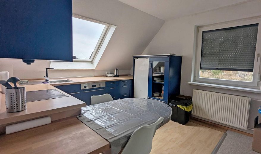 Ohne Makler: Modernisiertes 3-Familienhaus in Bordenau nahe Wald – Whg. oben links